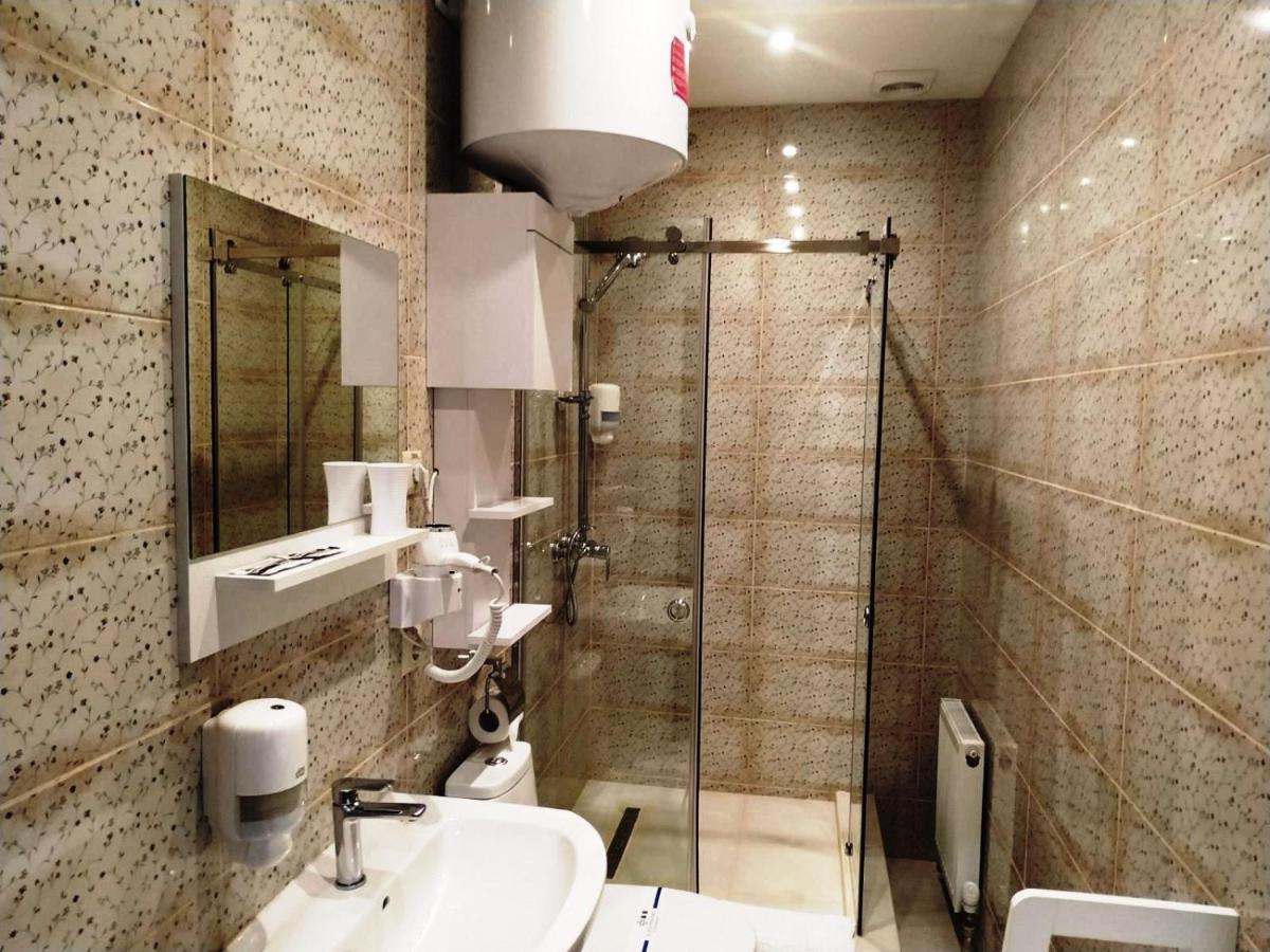 Hotel Business Apartments Dnipro Extérieur photo
