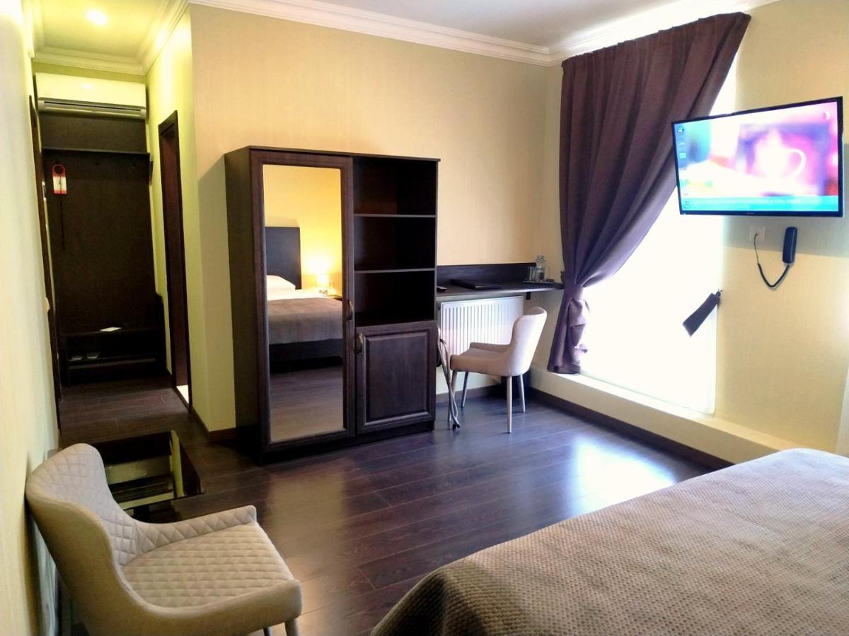 Hotel Business Apartments Dnipro Extérieur photo